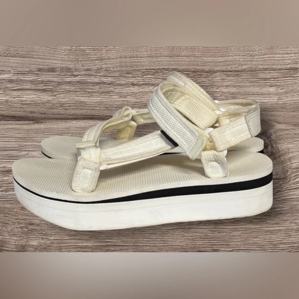 TEVA FLATFORM UNIVERSAL MESH PRINT BRIGHT WHITE WOMEN'S SANDALS SIZE US 10